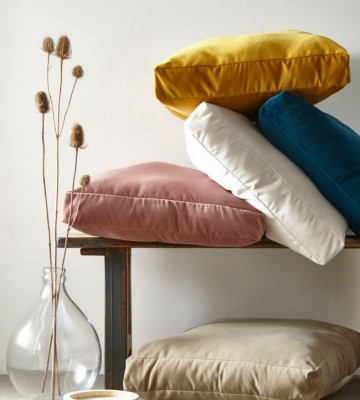 Clarke & Clarke Riva Velvet in Forest